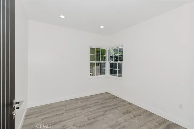 $4,000 | 13551 Hart Street, Van Nuys, CA 91405