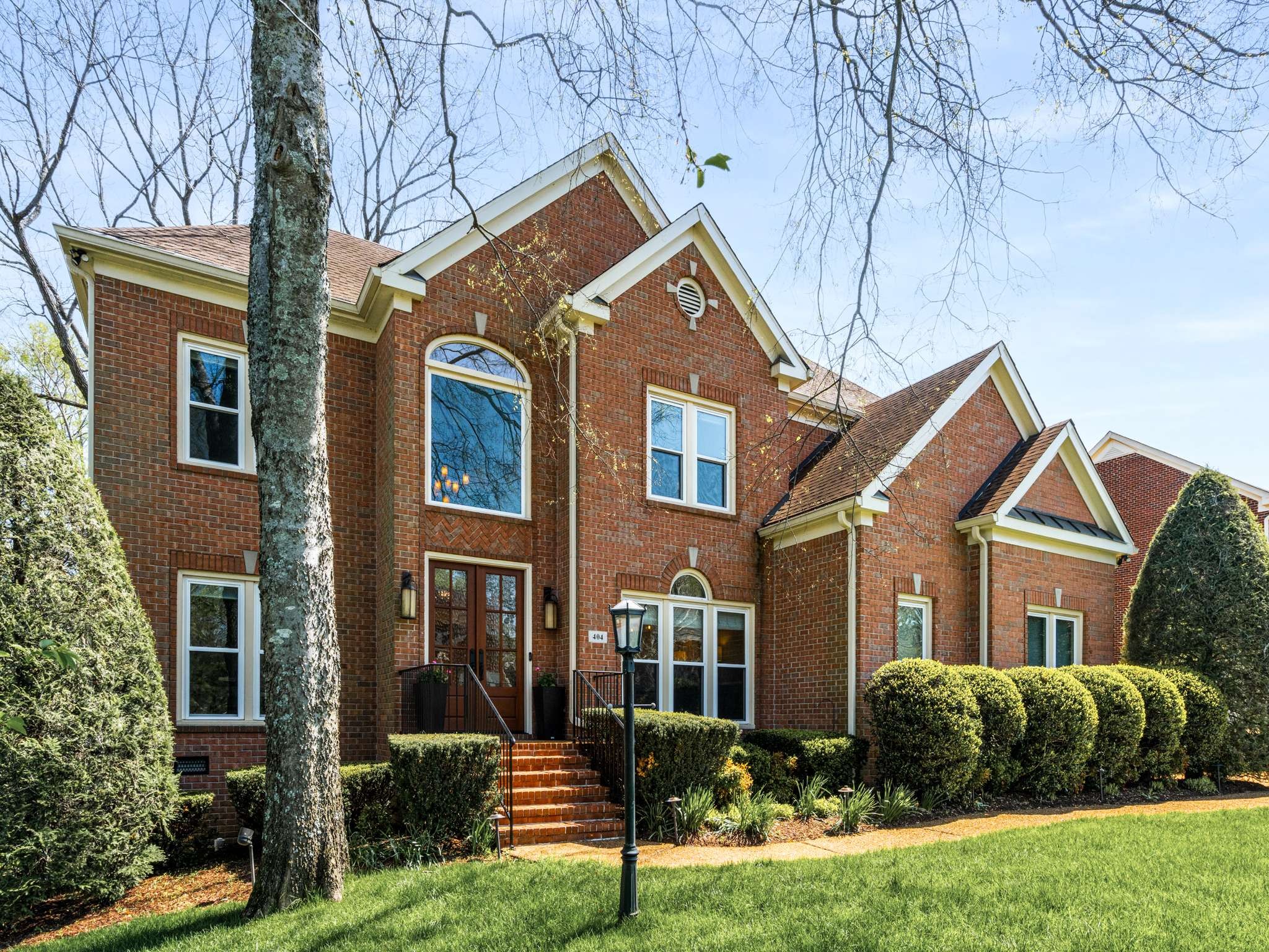 404 Doe Ridge Franklin, TN 37067 - Photo 2 of 55