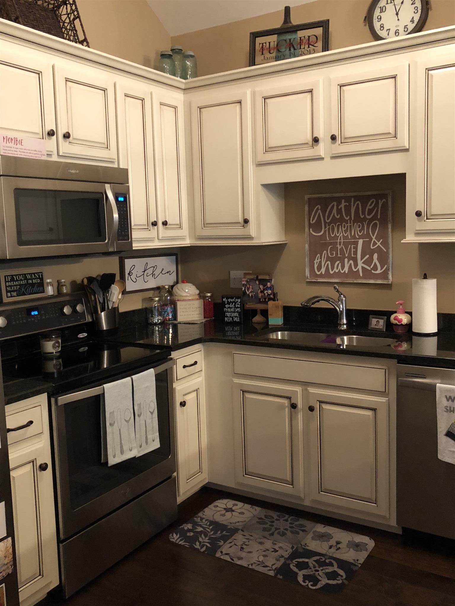 1053 Irish Way Spring Hill, TN 37174 - Photo 3 of 12 Gallery Image 3