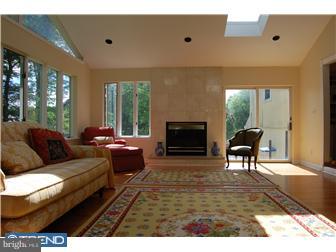 2709 North Kent Road Broomall, PA 19008 - Photo 12 of 12 Great Room