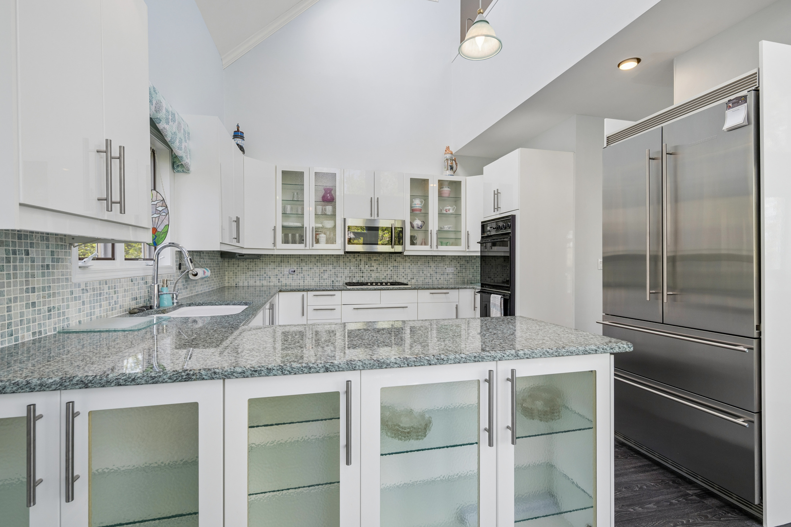 6112 Pleasant View Lane Cary, IL 60013 - Photo 8 of 31 a kitchen with stainless steel appliances granite countertop a refrigerator and a sink