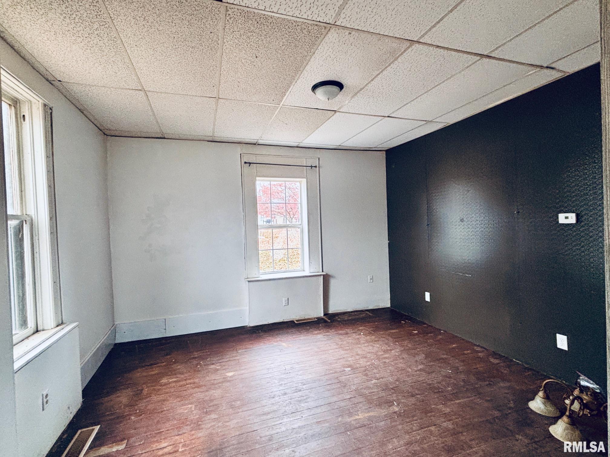 207 South Primm Street Athens, IL 62613 - Photo 6 of 11