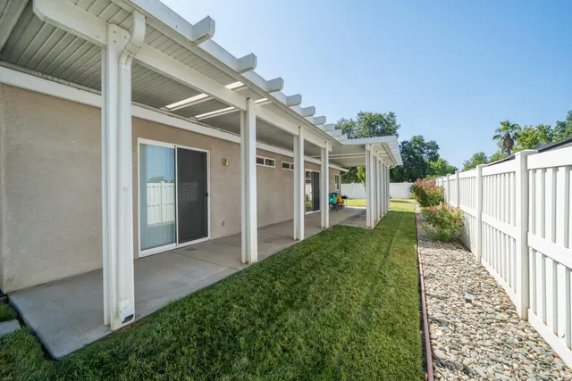 a view of outdoor space yard and patio