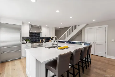 $1,399,279 | 99 Waterside Close, Eastchester, NY 10709