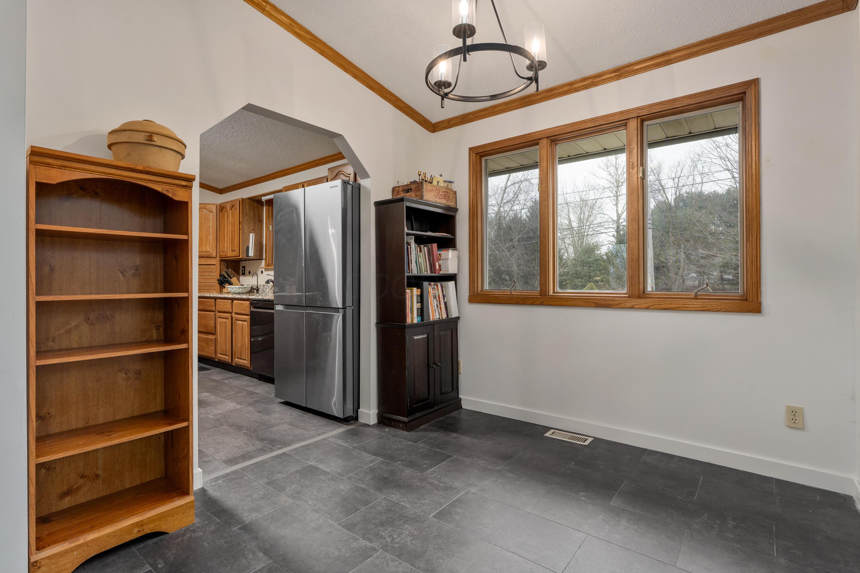 7173 Refugee Road Southwest Pataskala, OH 43062 - Photo 13 of 53 Eating nook