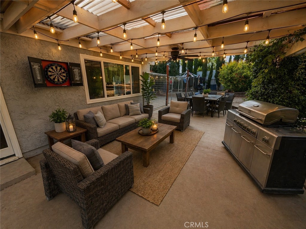 30204 Canoe Road Canyon Country, CA 91387 - Photo 25 of 42