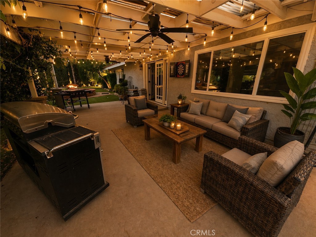 30204 Canoe Road Canyon Country, CA 91387 - Photo 26 of 42