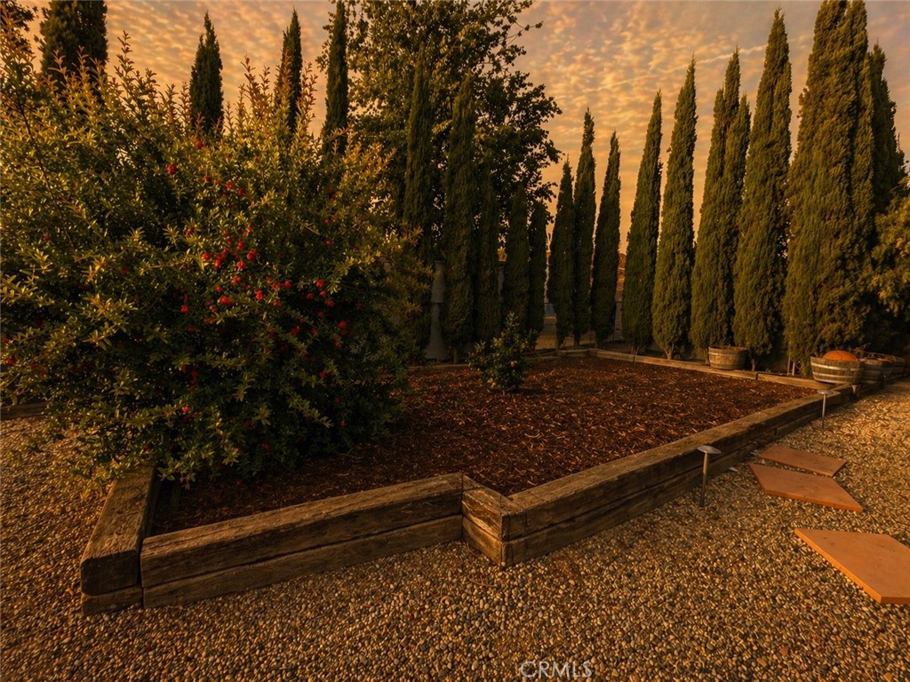 30204 Canoe Road Canyon Country, CA 91387 - Photo 31 of 42