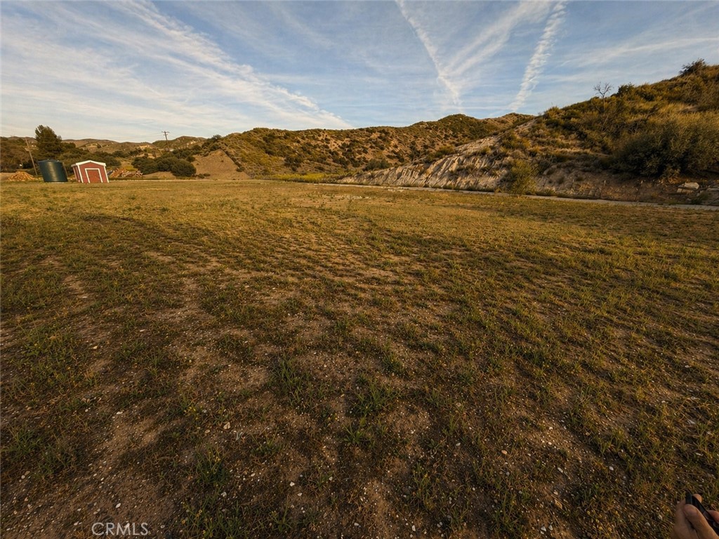 30204 Canoe Road Canyon Country, CA 91387 - Photo 37 of 42