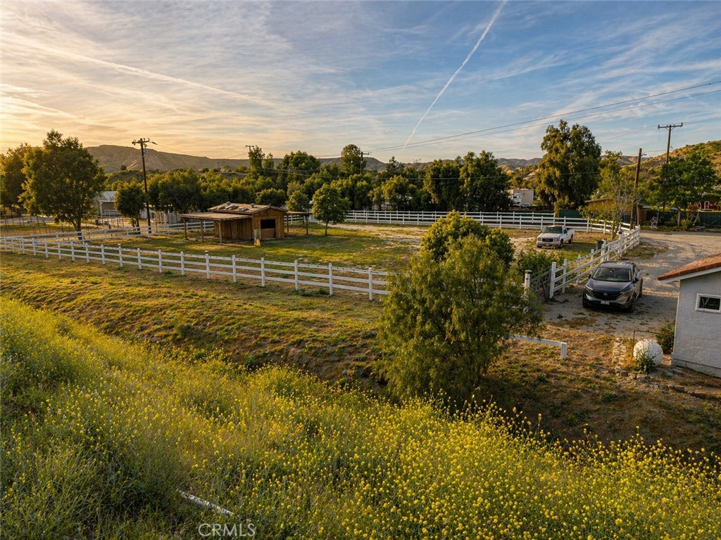 30204 Canoe Road Canyon Country, CA 91387 - Photo 38 of 42