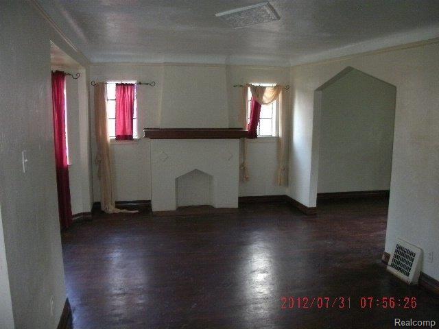 9890 Yorkshire Road Detroit, MI 48224 - Photo 2 of 8 Yorkshire 07-31-2012 035.JPG
