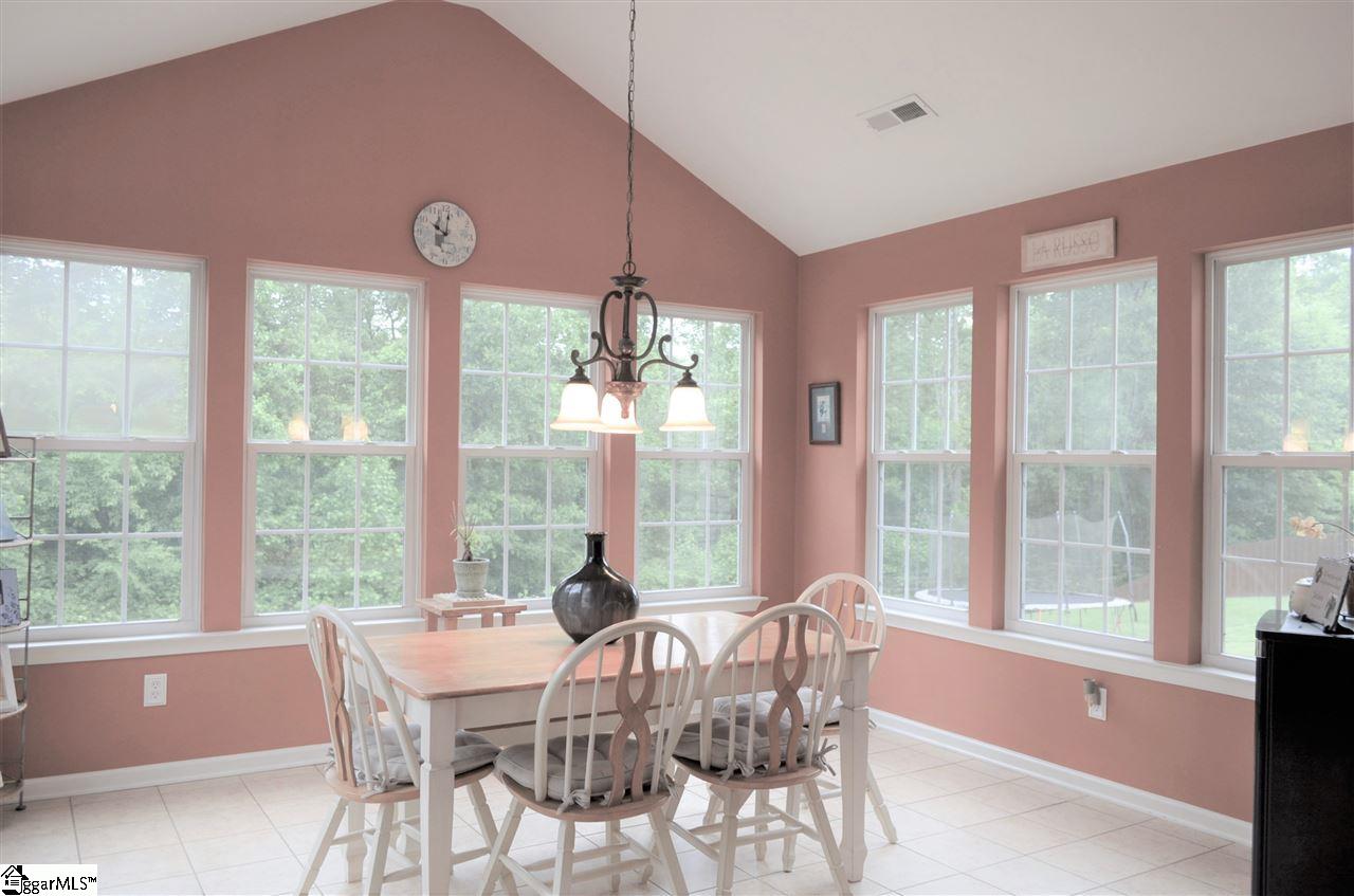 23 Ridgeleigh Way Simpsonville, SC 29681 - Photo 13 of 31 Gallery Image 13