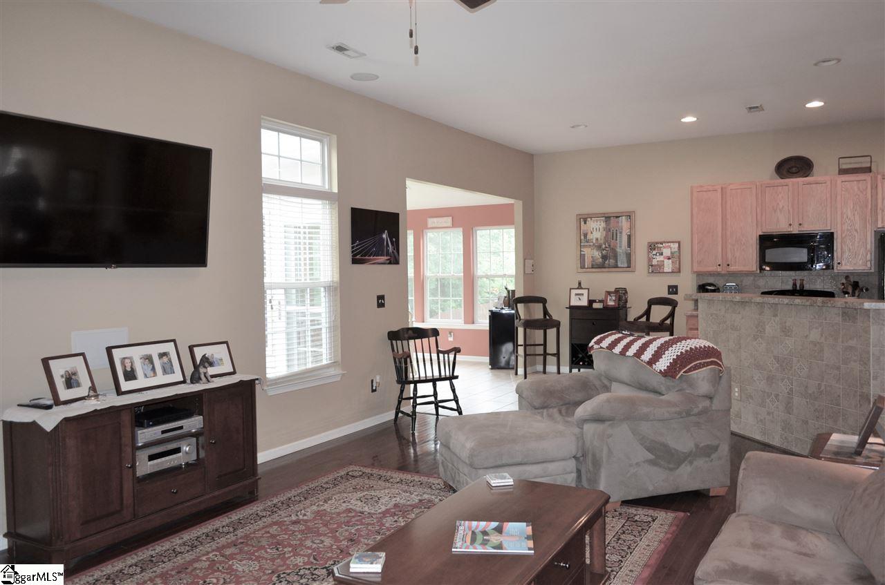 23 Ridgeleigh Way Simpsonville, SC 29681 - Photo 10 of 31 Gallery Image 10