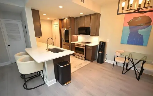 $2,550 | 1074 Peachtree Walk Northeast, Atlanta, GA 30309