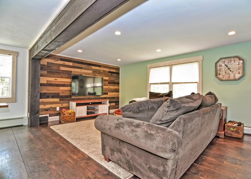 10 Hale Rd Extension Hubbardston, MA 01452 - Photo 9 of 29 Gallery Image 9