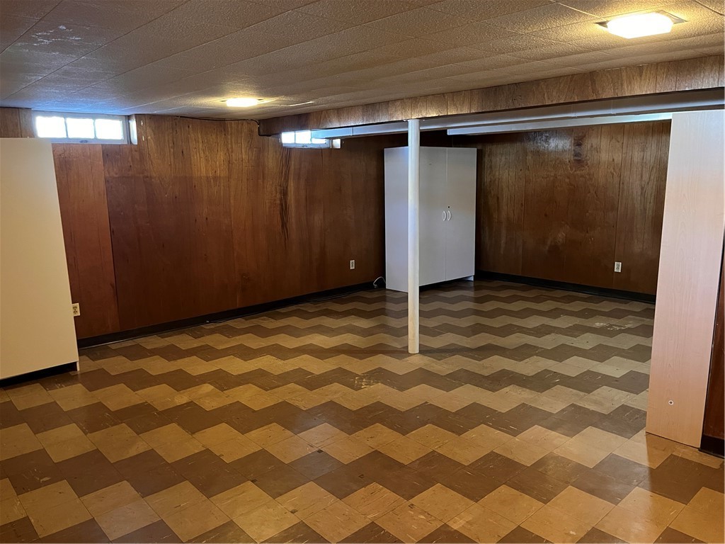 65 Ferncrest Drive Pawtucket, RI 02861 - Photo 10 of 13