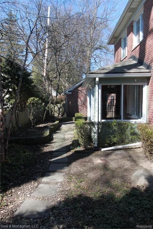 65 Moross Road Grosse Pointe Farms, MI 48236 - Photo 31 of 35