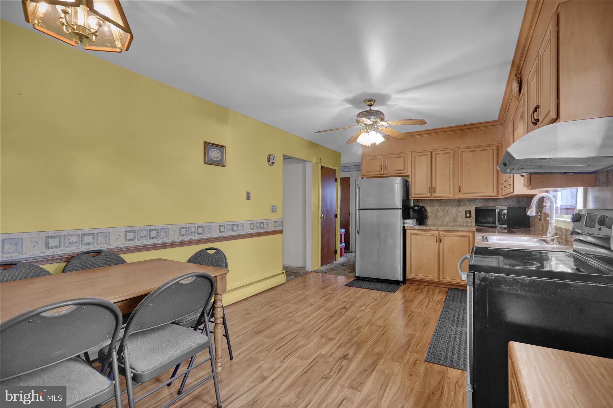 1714 Windsor Castle Road Hamburg, PA 19526 - Photo 11 of 41 360_8984