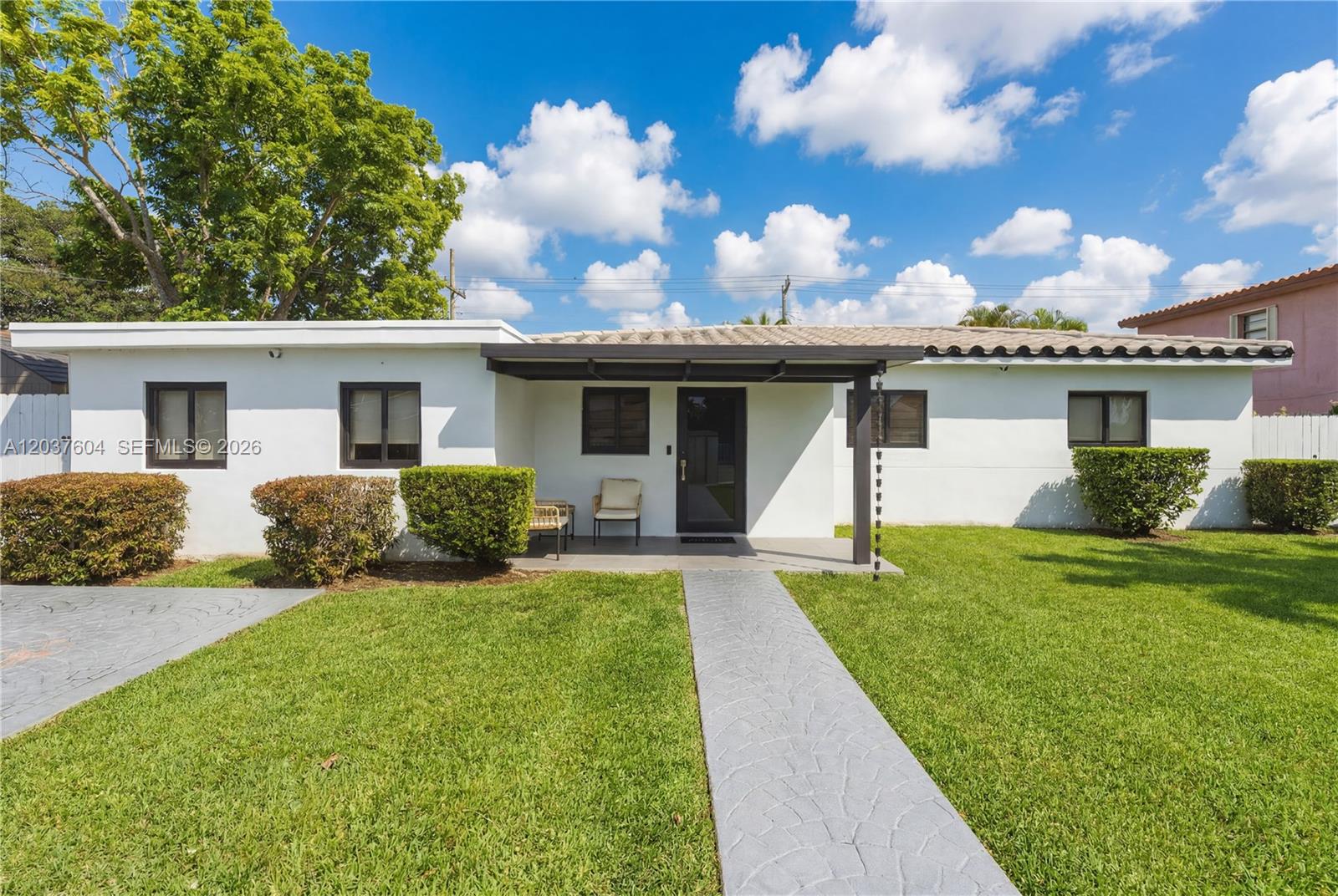 7395 Southwest 39th Street Miami, FL 33155 - Photo 30 of 48