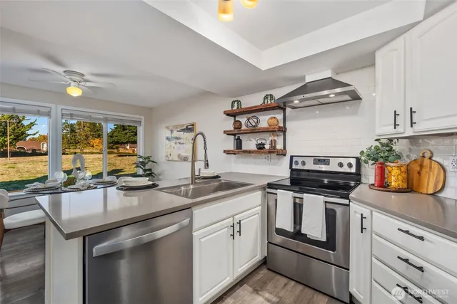 $535,500 | 11104 Northeast 68th Street, Unit A103, Kirkland, WA 98033