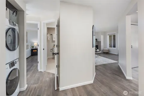 $535,500 | 11104 Northeast 68th Street, Unit A103, Kirkland, WA 98033