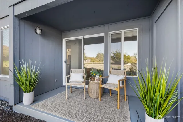 $535,500 | 11104 Northeast 68th Street, Unit A103, Kirkland, WA 98033