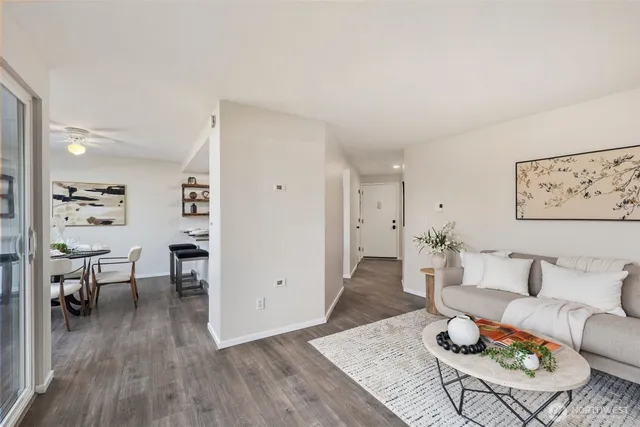 $535,500 | 11104 Northeast 68th Street, Unit A103, Kirkland, WA 98033