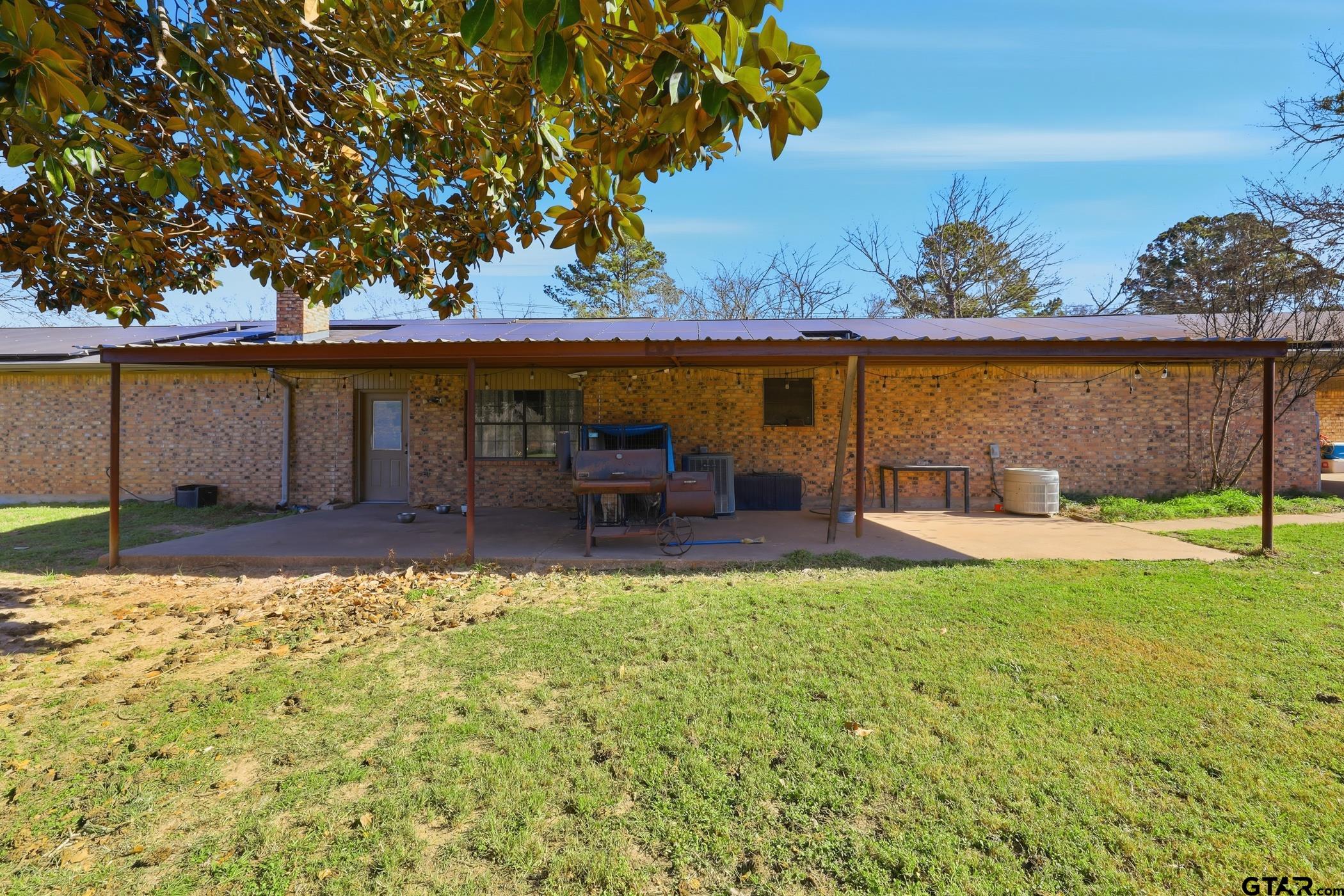 1409 Bassett Road Palestine, TX 75803 - Photo 18 of 36