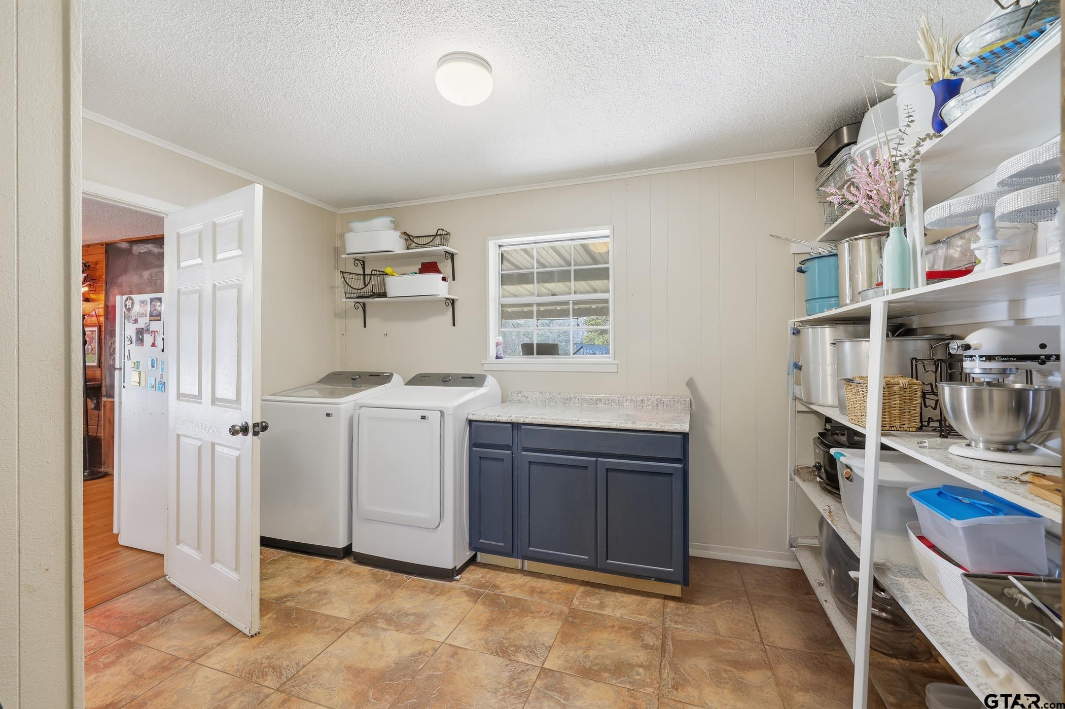 1409 Bassett Road Palestine, TX 75803 - Photo 9 of 36