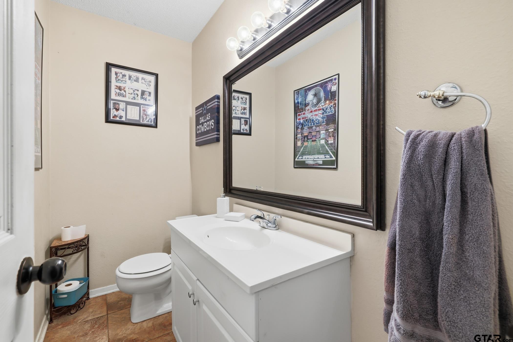 1409 Bassett Road Palestine, TX 75803 - Photo 10 of 36