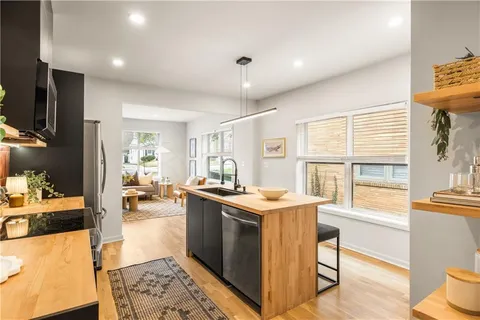 $400,000 | 1377 Martin Luther King Junior Drive Southwest, Atlanta, GA 30314