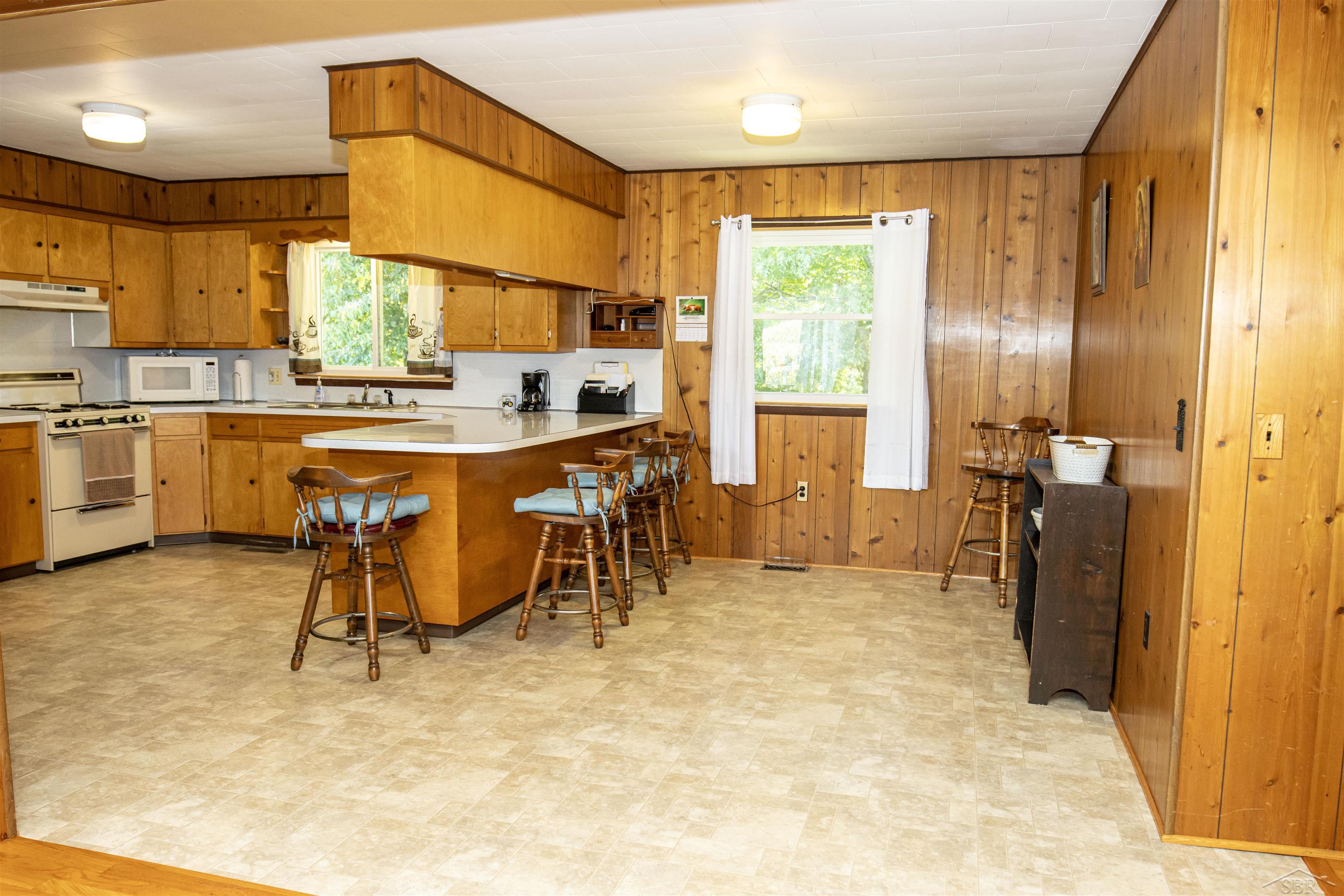 19250 Niver Road Oakley, MI 48649 - Photo 18 of 45 50123857-17.JPG