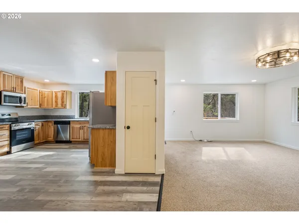 $424,900 | 536 Annis Street, Canyonville, OR 97417