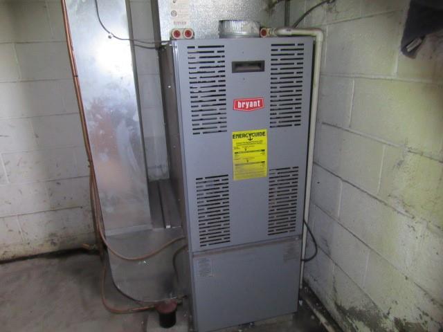 345 Unity Cemetery Road Latrobe, PA 15650 - Photo 16 of 18 a bathroom with a sink and a shower