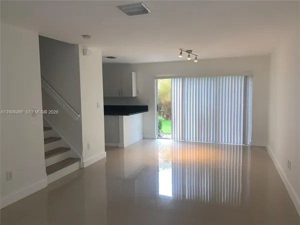 $3,200 | 17042 Northwest 22nd Street, Unit 17042, Pembroke Pines, FL 33028