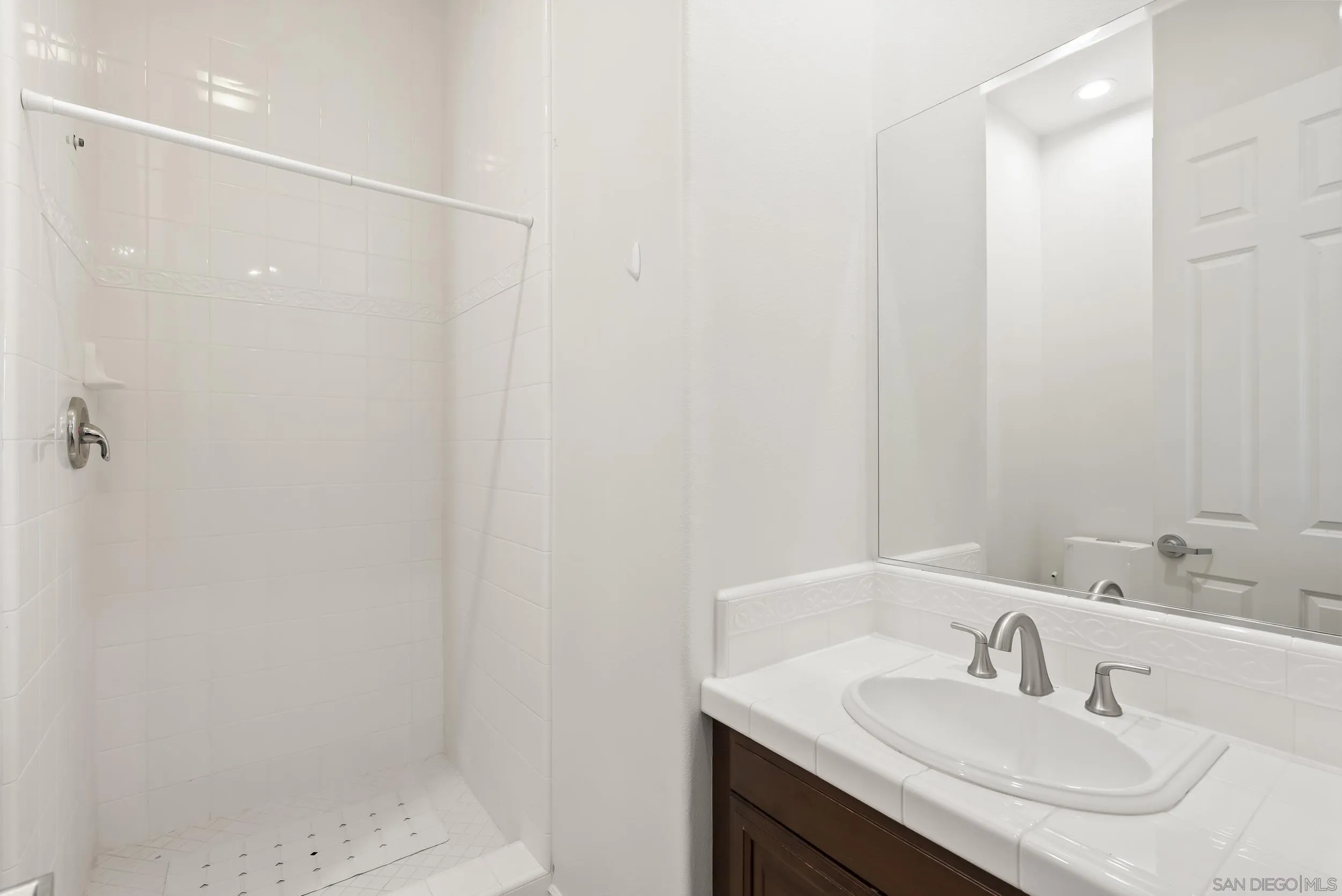 41455 Vía Del Monte Temecula, CA 92592 - Photo 43 of 75