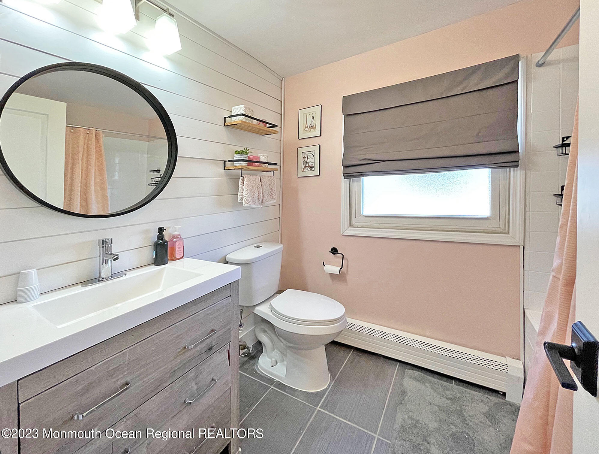 507 Line Road Aberdeen, NJ 07747 - Photo 31 of 40 IMG_5325 2nd Floor bath
