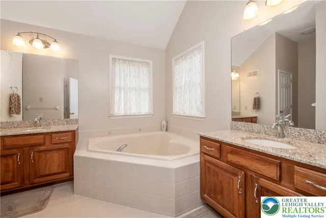 $799,000 | 5046 West Saucon Avenue, Center Valley, PA 18034