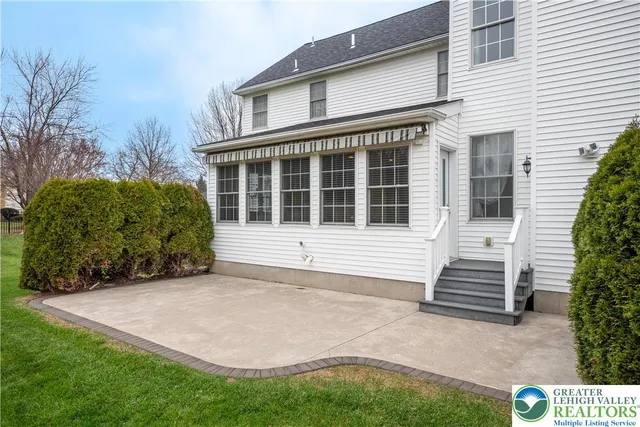 $799,000 | 5046 West Saucon Avenue, Center Valley, PA 18034