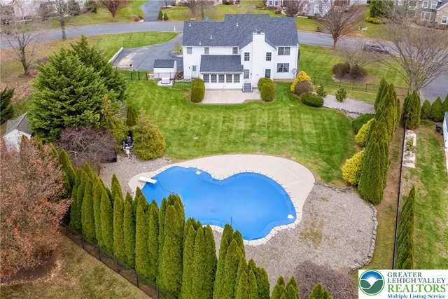 $799,000 | 5046 West Saucon Avenue, Center Valley, PA 18034