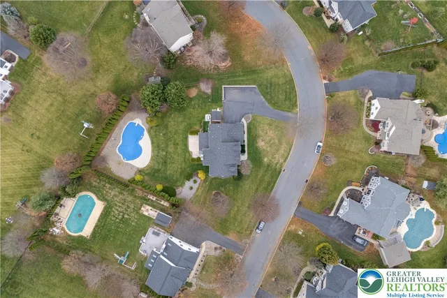 $799,000 | 5046 West Saucon Avenue, Center Valley, PA 18034