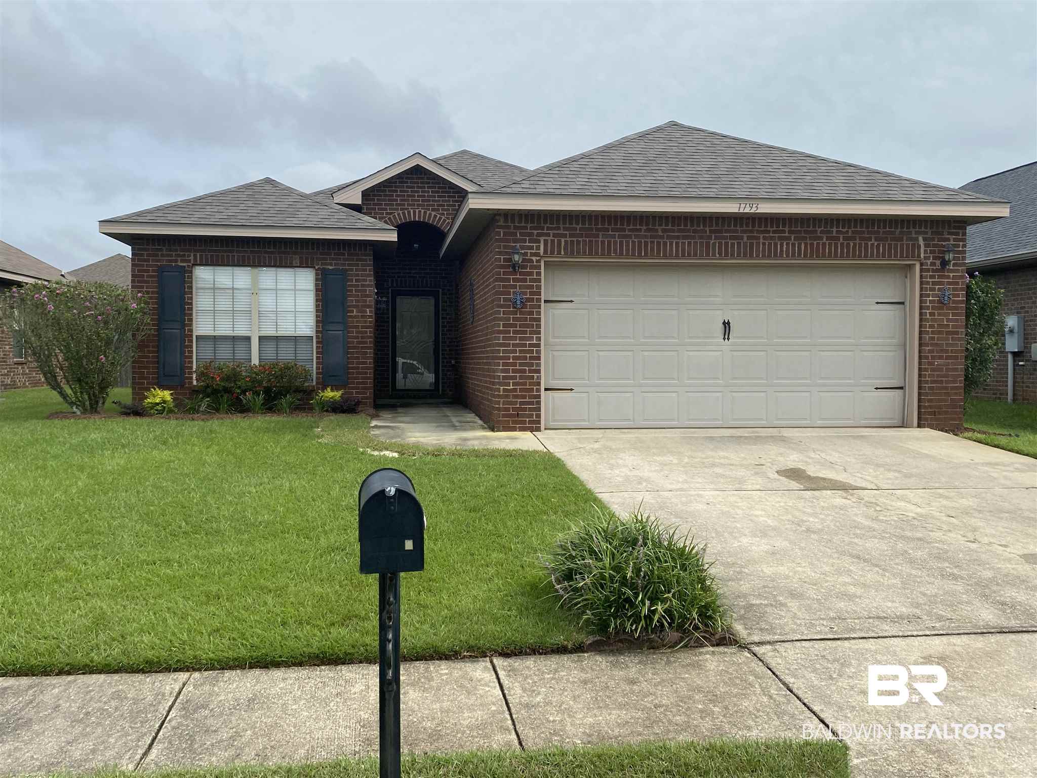 1793 Arcadia Drive Foley, AL 36535 - Photo 2 of 21 Gallery Image 2