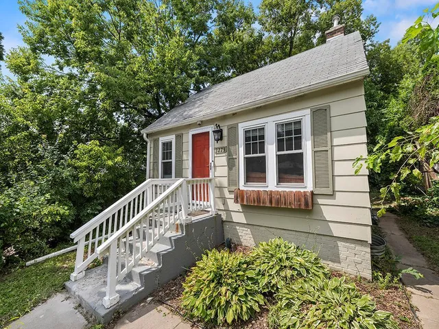 $244,900 | 3223 Halglo Place, Robbinsdale, MN 55422