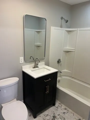 $2,900 | 18 Ashcroft Street, Unit 301, Dedham, MA 02026