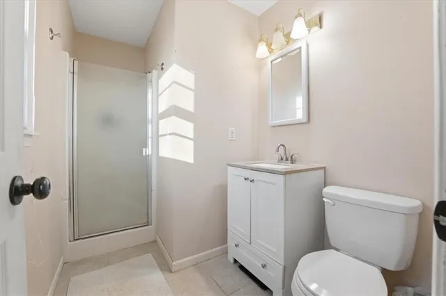 $240,000 | 995 Hurley Street, Peculiar, MO 64078