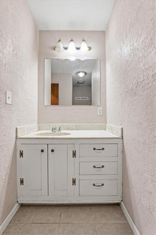 995 Hurley Street Peculiar, MO 64078 - Photo 16 of 28