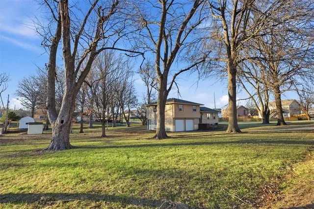 $240,000 | 995 Hurley Street, Peculiar, MO 64078