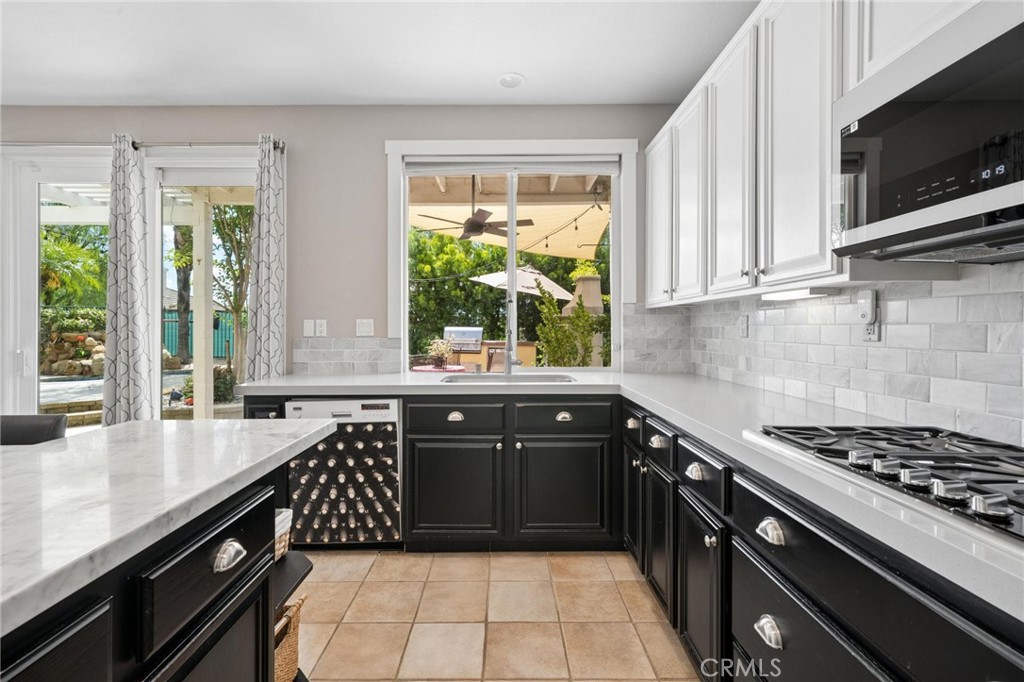 26044 Bates Place Stevenson Ranch, CA 91381 - Photo 24 of 75