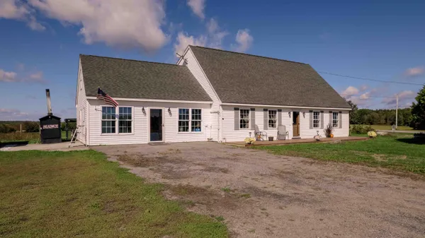 $1,200,000 | 257 Pleasant View Ridge Road, China, ME 04358