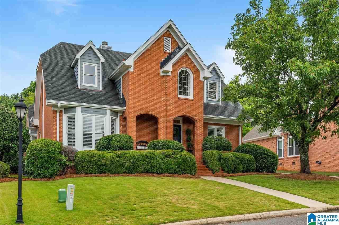 504 Meadow Ridge Circle Birmingham, AL 35242 - Photo 2 of 30